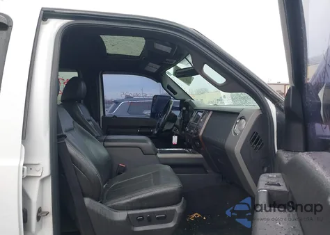 2011 Ford F-250 Lariat z USA, uszkodzony, nr VIN 1FT7W2BT5BEC05626